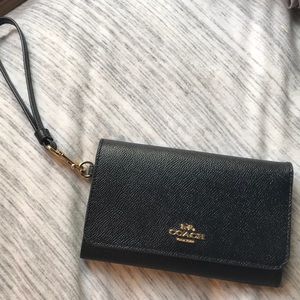 Wallet/wristlet